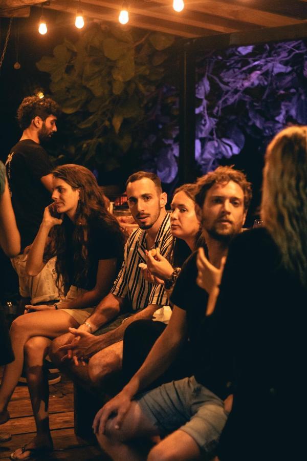 Akih Pods Hostel Playa Santa Teresa  エクステリア 写真