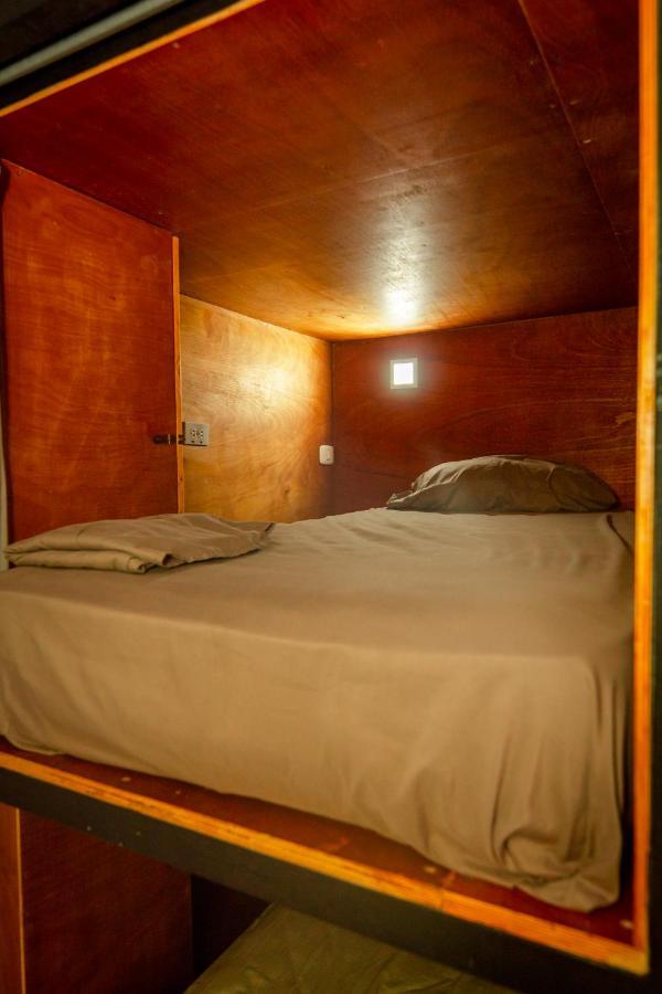 Akih Pods Hostel Playa Santa Teresa  エクステリア 写真